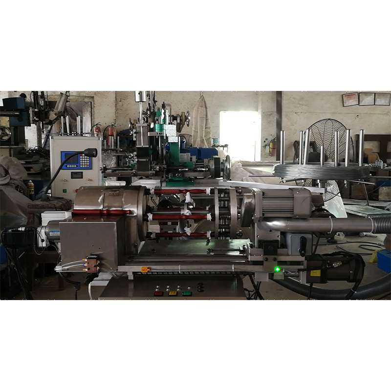 Tufting Machine for Round Hairbrush