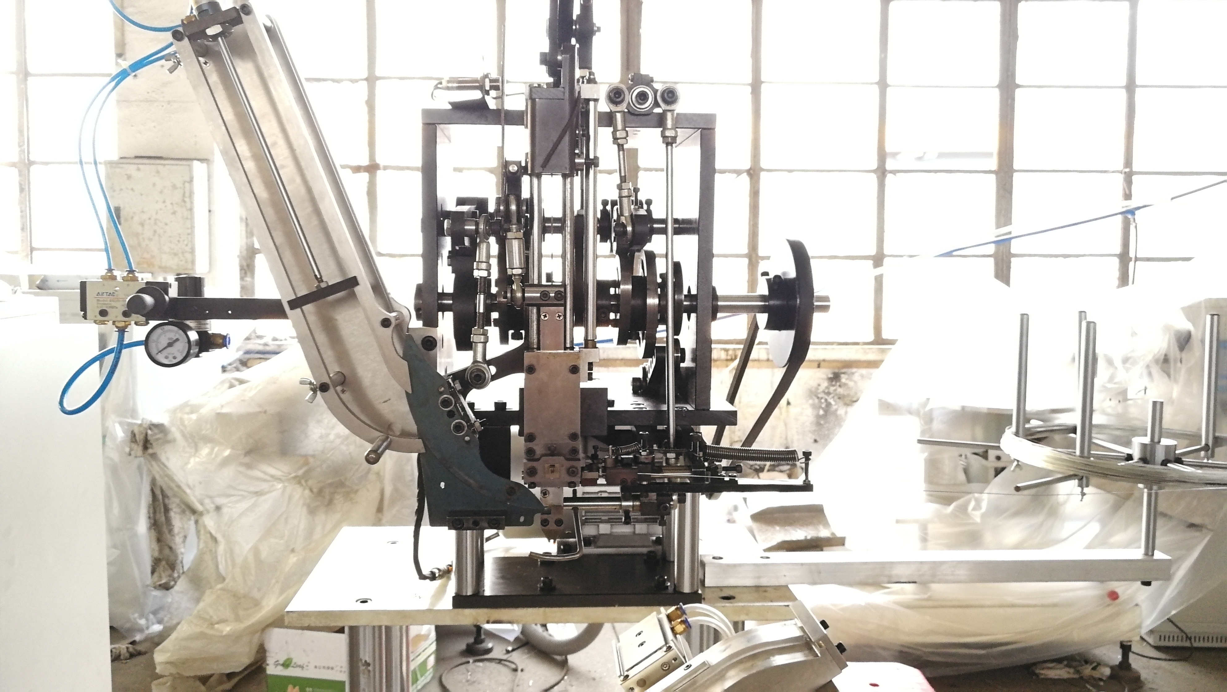 3 axis tufting machine for broom